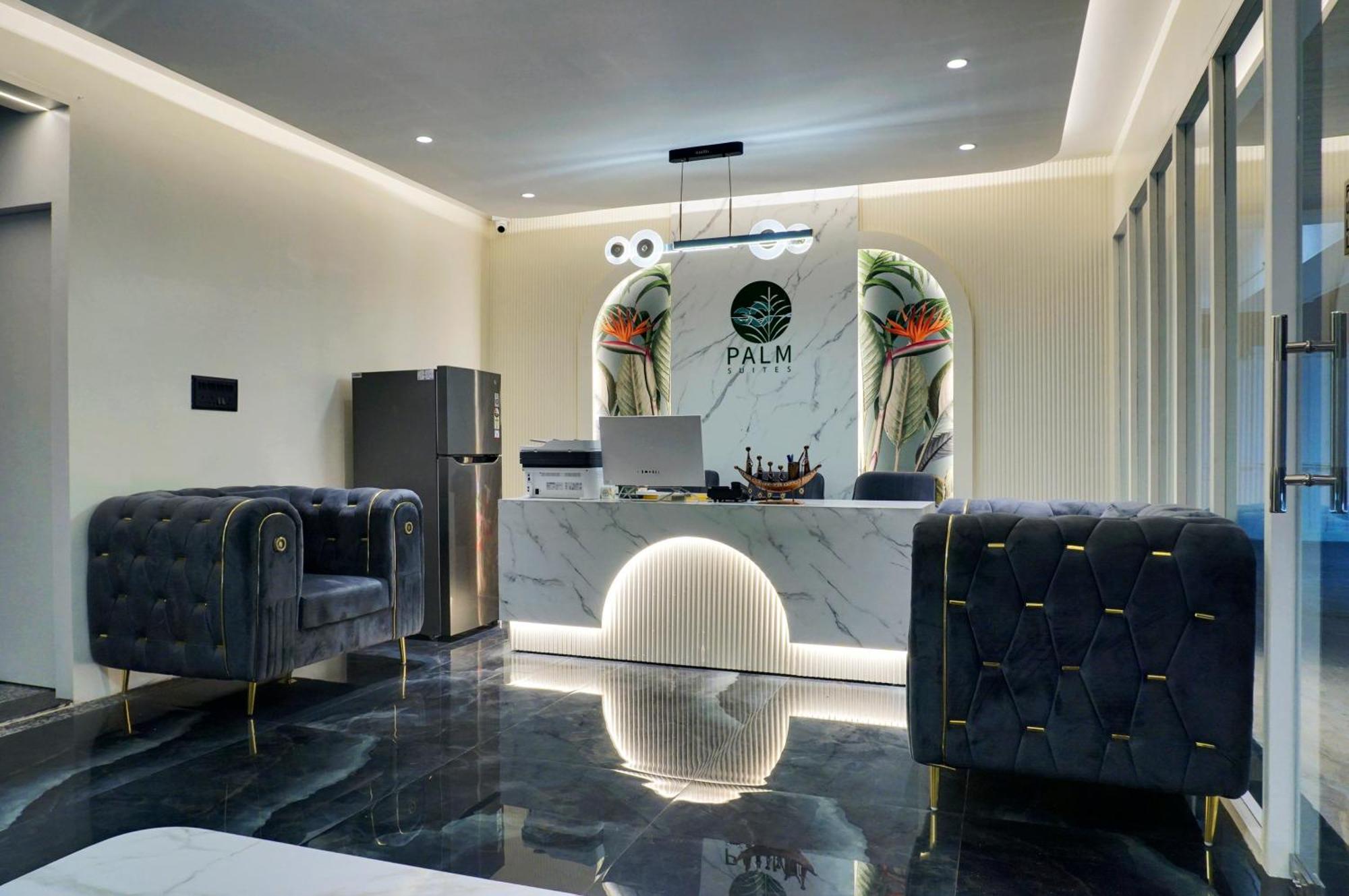 Palm Suites Baner- Indian Nationals Only Pune Extérieur photo